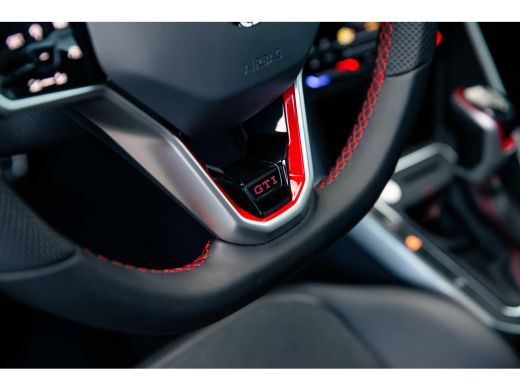 Volkswagen Polo Volkswagen 2.0 GTI DSG-7 207PK | PANORAMADAK | ALARM | CAMERA | ARTVELOURS | BEATS AUDIO ActivLease financial lease