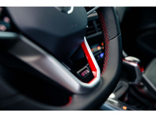 Volkswagen Polo Volkswagen 2.0 GTI DSG-7 207PK | PANORAMADAK | ALARM | CAMERA | ARTVELOURS | BEATS AUDIO ActivLease financial lease