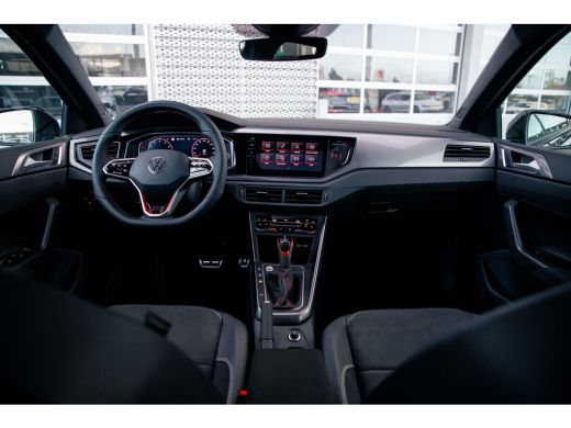 Volkswagen Polo Volkswagen 2.0 GTI DSG-7 207PK | PANORAMADAK | ALARM | CAMERA | ARTVELOURS | BEATS AUDIO ActivLease financial lease
