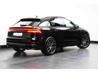 Audi Q8 Audi 60 TFSI e quattro Pro Line S Competition Audi Q8 60 TFSI e quattro Pro Line S Competition 47...