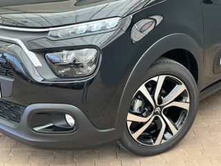 Citroën C3 1.2 PureTech Max | Airco (automatisch) | Cruise control | Lichtmetalen velgen 17"