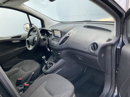 Ford Transit Courier 1.0 Nav Carplay Camera Stoelverw Trekh Limited EcoBoost S&S ActivLease financial lease