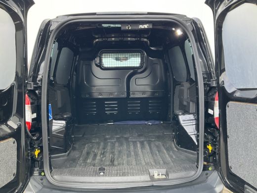 Ford Transit Courier 1.0 Nav Carplay Camera Stoelverw Trekh Limited EcoBoost S&S ActivLease financial lease