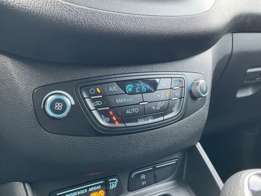 Ford Transit Courier 1.0 Nav Carplay Camera Stoelverw Trekh Limited EcoBoost S&S ActivLease financial lease