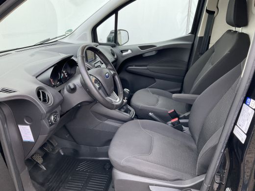 Ford Transit Courier 1.0 Nav Carplay Camera Stoelverw Trekh Limited EcoBoost S&S ActivLease financial lease