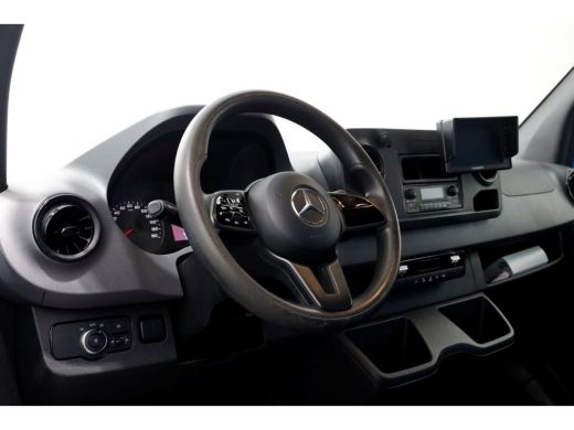 Mercedes Sprinter 311 CDI 7G Automaat RWD Bakwagen met achterdeuren Airco 01-2021 ActivLease financial lease