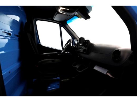 Mercedes Sprinter 311 CDI 7G Automaat RWD Bakwagen met achterdeuren Airco 01-2021 ActivLease financial lease