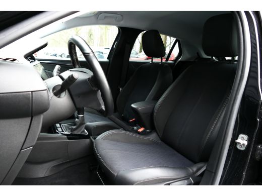 Opel Corsa 1.2 75PK 5-DRS ELEGANCE / NAVI / LED / CLIMA / PDC / CAMERA / WINTEPAKKET / BLUETOOTH / CRUISECON... ActivLease financial lease