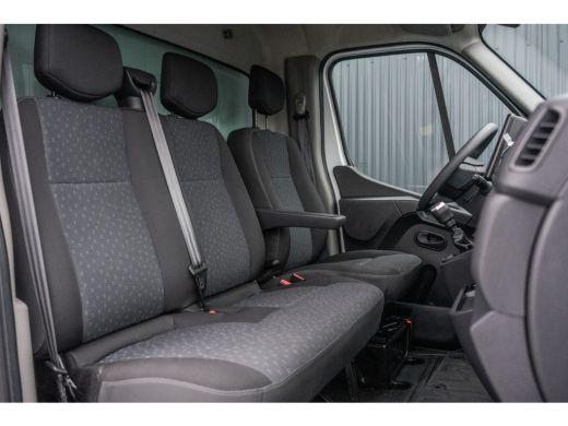 Opel Movano **2.3 Turbo | Bakwagen met Laadklep | 146 PK | A/C | Cruise | Navigatie | MF Stuur** ActivLease financial lease