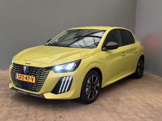 Peugeot 208 1.2 PureTech 100 Allure | Achteruitrijcamera | Apple Carplay/Android Auto | Cruise control adaptief Peugeot 208 1.2 PureTech 100 Allure | Achteruitrijcamera | Apple Carplay/Android Auto | Cruise control adaptief
