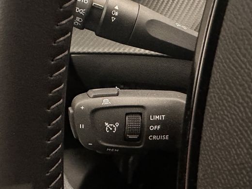 Peugeot 208 1.2 PureTech 100 Allure | Achteruitrijcamera | Apple Carplay/Android Auto | Cruise control adaptief ActivLease financial lease