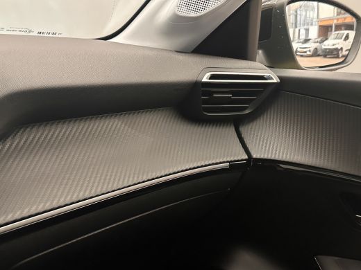 Peugeot 208 1.2 PureTech 100 Allure | Achteruitrijcamera | Apple Carplay/Android Auto | Cruise control adaptief ActivLease financial lease