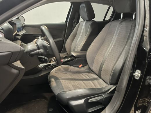 Peugeot 208 1.2 PureTech Allure Pack Peugeot 208 1.2 PureTech Handmatig 208 | Airco | Apple Carplay/Android A... ActivLease financial lease