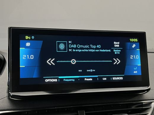 Peugeot 3008 Peugeot 1.6 HYbrid 225 GT Pack Business FOCAL | Camera360 | Elec.Stoel | Massage | Adaptieve crui... ActivLease financial lease