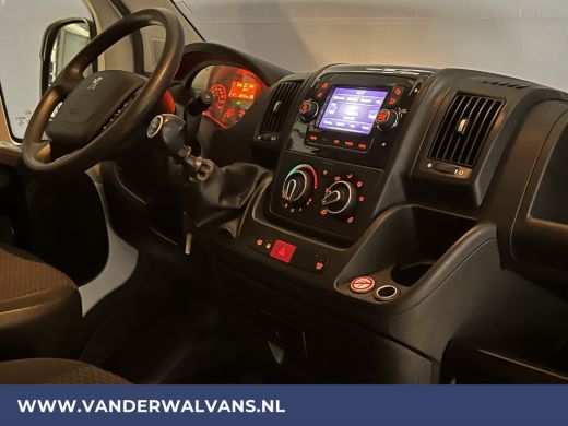 Peugeot Boxer 2.2 BlueHDi 120pk L1H1 Euro6 Airco | Camera | Navigatie | Trekhaak | Cruisecontrol Parkeersensore... ActivLease financial lease