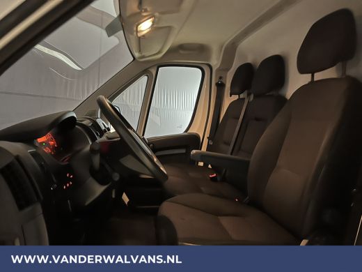 Peugeot Boxer 2.2 BlueHDi 120pk L1H1 Euro6 Airco | Camera | Navigatie | Trekhaak | Cruisecontrol Parkeersensore... ActivLease financial lease