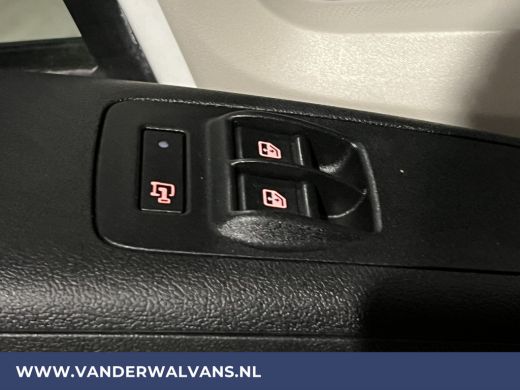 Peugeot Boxer 2.2 BlueHDi 120pk L1H1 Euro6 Airco | Camera | Navigatie | Trekhaak | Cruisecontrol Parkeersensore... ActivLease financial lease