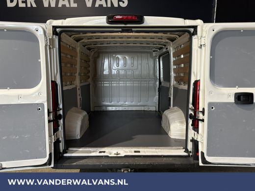 Peugeot Boxer 2.2 BlueHDi 120pk L1H1 Euro6 Airco | Camera | Navigatie | Trekhaak | Cruisecontrol Parkeersensore... ActivLease financial lease