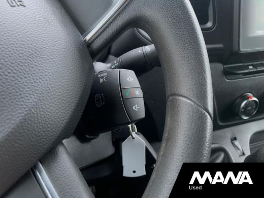 Renault Master T35 2.3 dCi 135 L3H2 Comfort Cruise Airco Bijrijdersbank NAVI Bluetooth Sensoren Airbag LED ActivLease financial lease