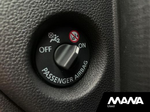 Renault Master T35 2.3 dCi 135 L3H2 Comfort Cruise Airco Bijrijdersbank NAVI Bluetooth Sensoren Airbag LED ActivLease financial lease