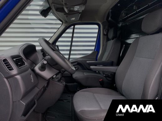 Renault Master T35 2.3 dCi 135 L3H2 Comfort Cruise Airco Bijrijdersbank NAVI Bluetooth Sensoren Airbag LED ActivLease financial lease