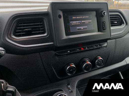 Renault Master T35 2.3 dCi 135 L3H2 Comfort Cruise Airco Camera Blindehoek Detectie Bijrijdersbank NAVI Bluetoot... ActivLease financial lease