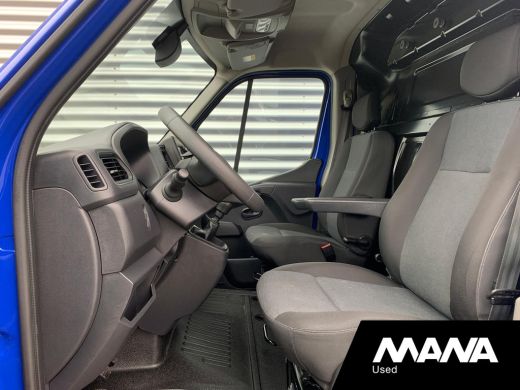 Renault Master T35 2.3 dCi 135 L3H2 Comfort Cruise Airco Camera Blindehoek Detectie Bijrijdersbank NAVI Bluetoot... ActivLease financial lease
