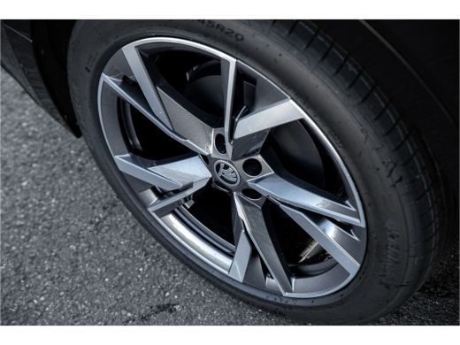 Skoda Enyaq | 85 | 286pk Sportline | Camera | Keyless | Electrische Achterklep ActivLease financial lease