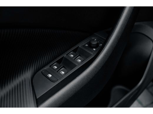 Skoda Scala ŠKODA Monte Carlo | Achteruitrijcamera | Adaptive Cruise Control | Chromen raamlijsten ActivLease financial lease