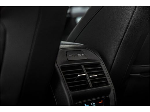 Skoda Superb ŠKODA First Edition | Achteruitrijcamera | Climatronic, elektronische airconditioning met 3 klima... ActivLease financial lease
