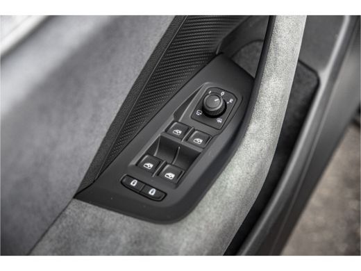 Skoda Superb ŠKODA First Edition | Achteruitrijcamera | Climatronic, elektronische airconditioning met 3 klima... ActivLease financial lease