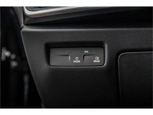 Skoda Superb ŠKODA First Edition | Achteruitrijcamera | Climatronic, elektronische airconditioning met 3 klima... ActivLease financial lease