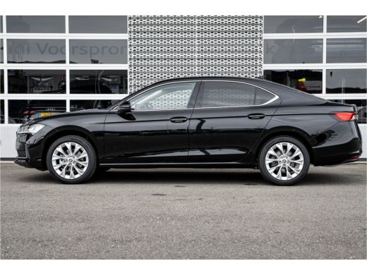 Skoda Superb ŠKODA First Edition | Achteruitrijcamera | Climatronic, elektronische airconditioning met 3 klima... ActivLease financial lease