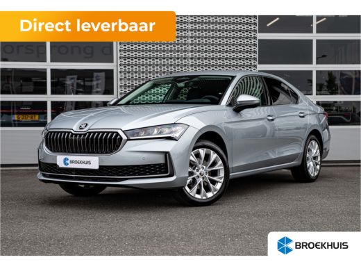 Skoda Superb ŠKODA First Edition | Achteruitrijcamera | Climatronic, elektronische airconditioning met 3 klima... Skoda Superb ŠKODA First Edition | Achteruitrijcamera | Climatronic, elektronische airconditioning met 3 klima...