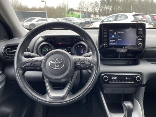 Toyota Yaris 1.5 Hybrid Dynamic **APPLE CARPLAY/ PARKEERCAMERA/ 36 MAANDEN GARANTIE** ActivLease financial lease