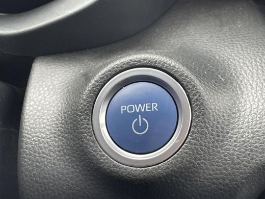 Toyota Yaris 1.5 Hybrid Dynamic **APPLE CARPLAY/ PARKEERCAMERA/ 36 MAANDEN GARANTIE** ActivLease financial lease
