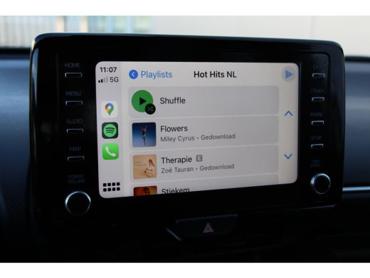 Toyota Yaris 1.5 Hybrid Dynamic **APPLE CARPLAY/ PARKEERCAMERA/ 36 MAANDEN GARANTIE** ActivLease financial lease