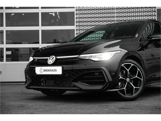 Volkswagen Golf 1.5 eTSI R-Line Edition | 360 camera | Dodehoeksensor | Navi | Stoel + Stuurverw. | ActivLease financial lease
