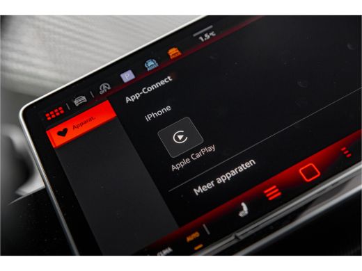 Volkswagen Golf 1.5 eTSI R-Line Edition | 360 camera | Dodehoeksensor | Navi | Stoel + Stuurverw. | ActivLease financial lease