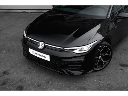 Volkswagen Golf 1.5 eTSI R-Line Edition | 360 camera | Dodehoeksensor | Navi | Stoel + Stuurverw. | ActivLease financial lease