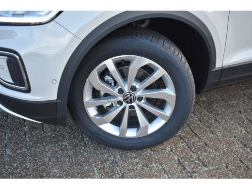 Volkswagen T-Roc Volkswagen 1.0 TSI Life Edition Zijruiten achter en achterruit getint 65% lichtabsorberend ActivLease financial lease