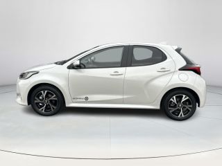 Toyota Yaris 1.5 Hybrid 115 First Edition | Platinum Pearl White | Demonstratie auto