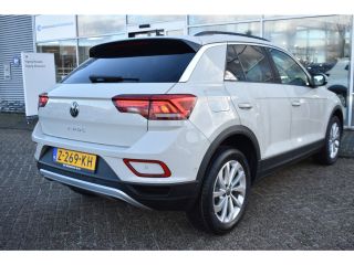 Volkswagen T-Roc Volkswagen 1.0 TSI Life Edition Zijruiten achter en achterruit getint 65% lichtabsorberend