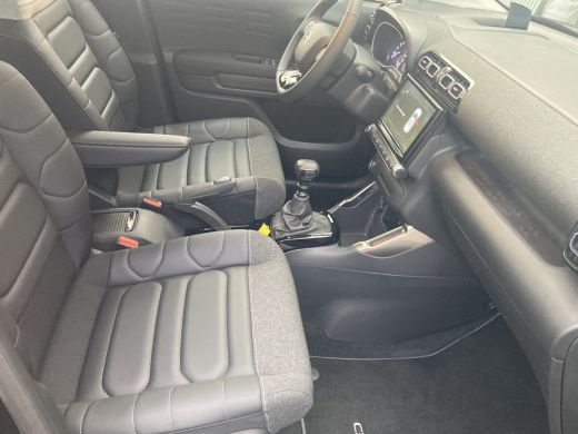Citroën C3 Aircross 1.2 PureTech Shine Navigatie| Headupdisplay| Camera | parkeer censoren achter\ ActivLease financial lease