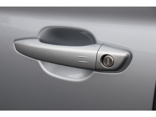 Opel Corsa 1.2 GS | Achteruitrijcamera | Buitenspiegels elektrisch inklapbaar | Buitenspiegels verwarmbaar ActivLease financial lease