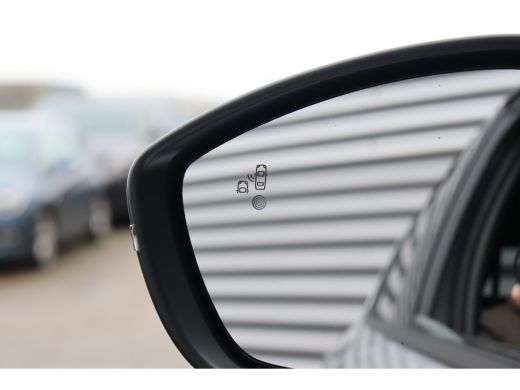 Opel Corsa 1.2 GS | Achteruitrijcamera | Buitenspiegels elektrisch verstelbaar | Buitenspiegels verwarmbaar ActivLease financial lease
