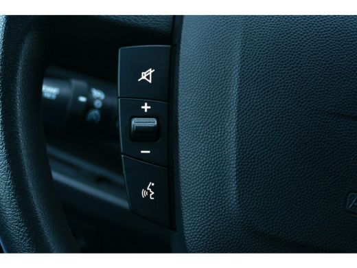 Peugeot Boxer 435 2.2 BLUEHDI 165PK L2H2 PREMIUM / CLIMA / PDC / CAMERA / TREKHAAK / STOELVERWARMING / BLUETOOT... ActivLease financial lease