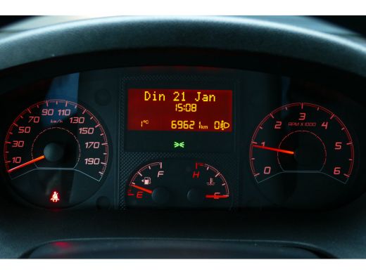 Peugeot Boxer 435 2.2 BLUEHDI 165PK L2H2 PREMIUM / CLIMA / PDC / CAMERA / TREKHAAK / STOELVERWARMING / BLUETOOT... ActivLease financial lease