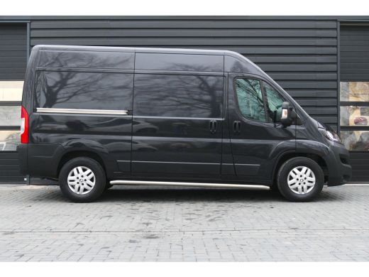 Peugeot Boxer 435 2.2 BLUEHDI 165PK L2H2 PREMIUM / CLIMA / PDC / CAMERA / TREKHAAK / STOELVERWARMING / BLUETOOT... ActivLease financial lease