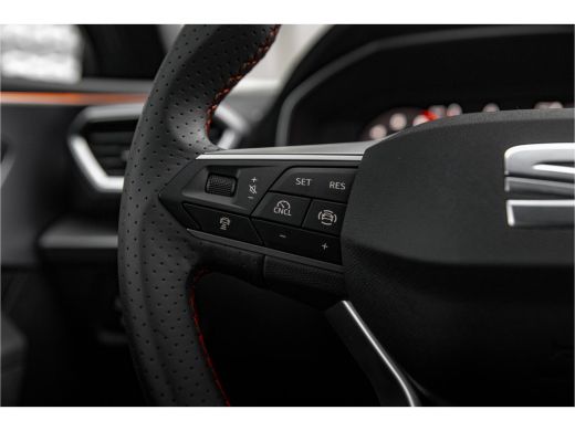Seat Leon Sportstourer 1.5TSI 204pk e-Hybrid FR PHEV First Edition | 18" | ActivLease financial lease